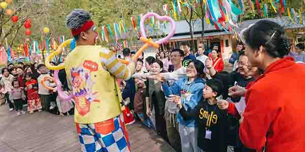 成人直播平台
假期文旅消费有活力   春节假期共接待游客约174.91万人次